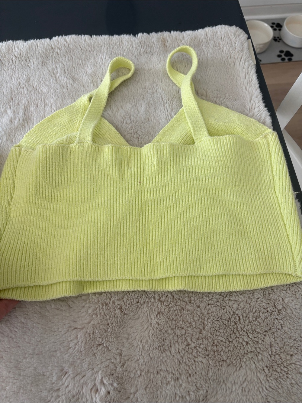 Light Yellow Ribbed V-Neck Sweater Crop - Picture 4 of 10